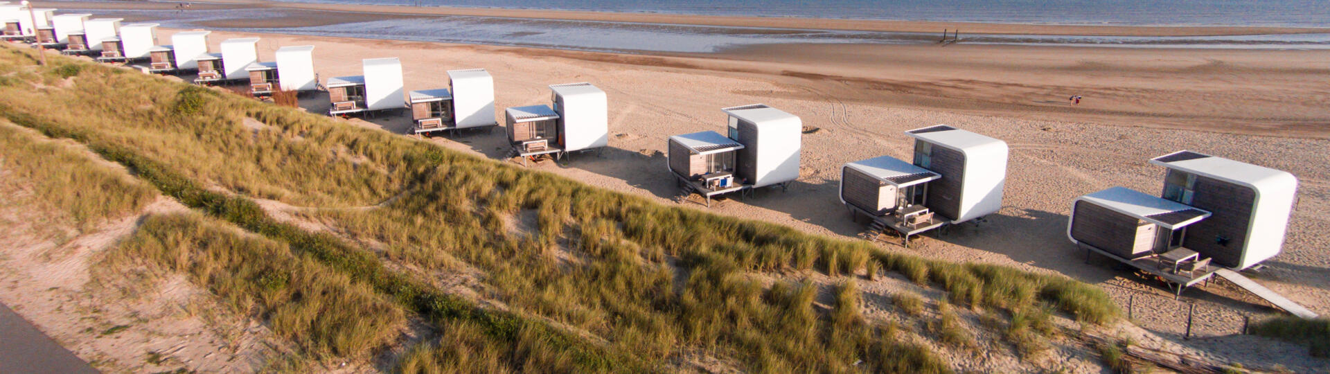 Website reserveringssysteem strandweelde exterieur drone